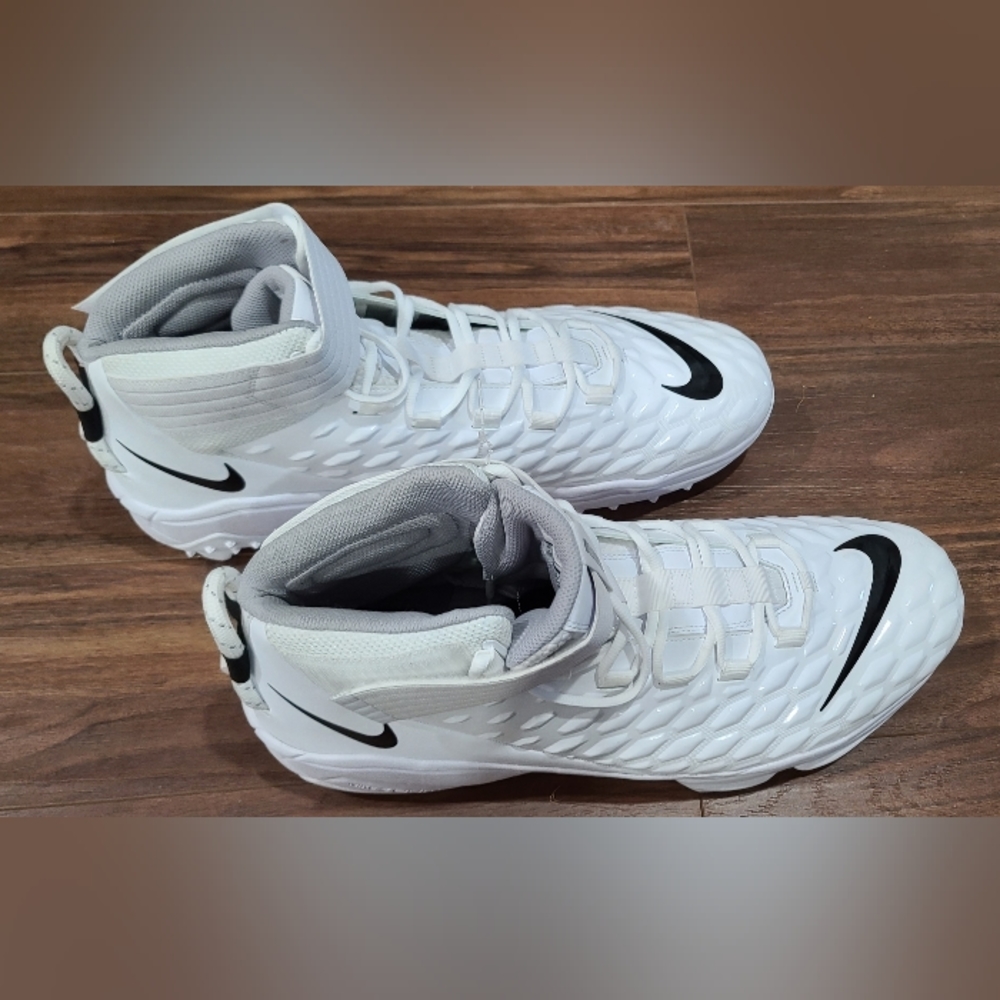 Sz 21 Nike Force Savage Pro 2  Football Cleats NWOT BV5448-101